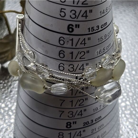 "5/$25" Avon Multistrand Adjustable Bead Station Bracelet - Picture 10 of 10